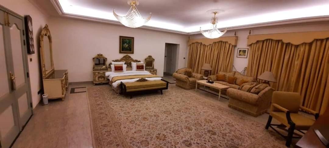 Etihad Club By Faletti'S Hotel Rahim Yar Khan Exterior photo