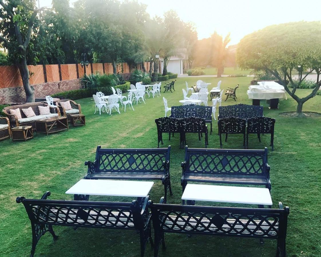 Etihad Club By Faletti'S Hotel Rahim Yar Khan Exterior photo
