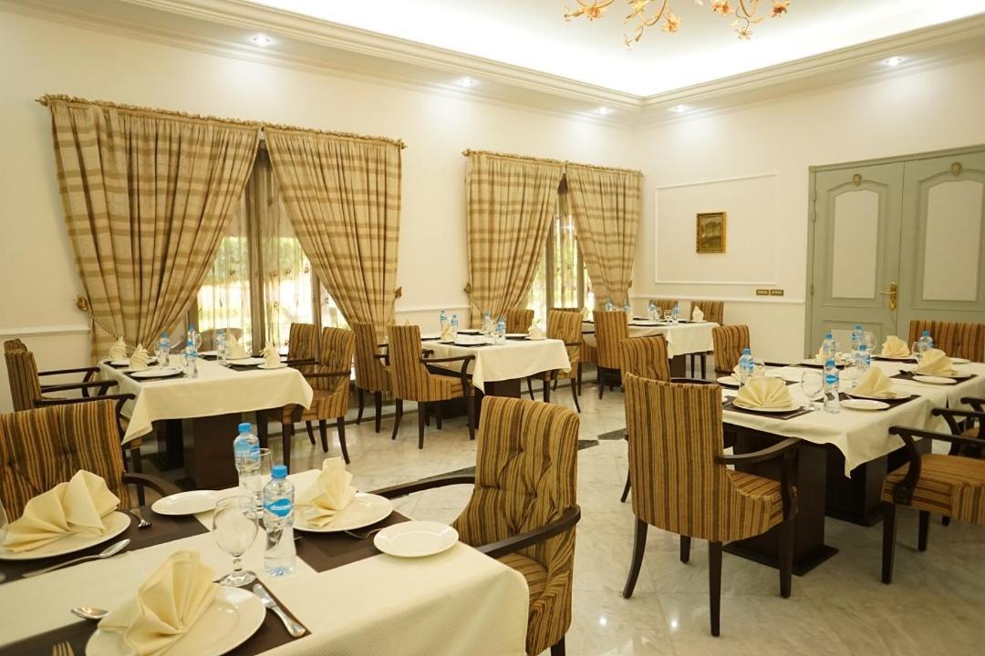 Etihad Club By Faletti'S Hotel Rahim Yar Khan Exterior photo